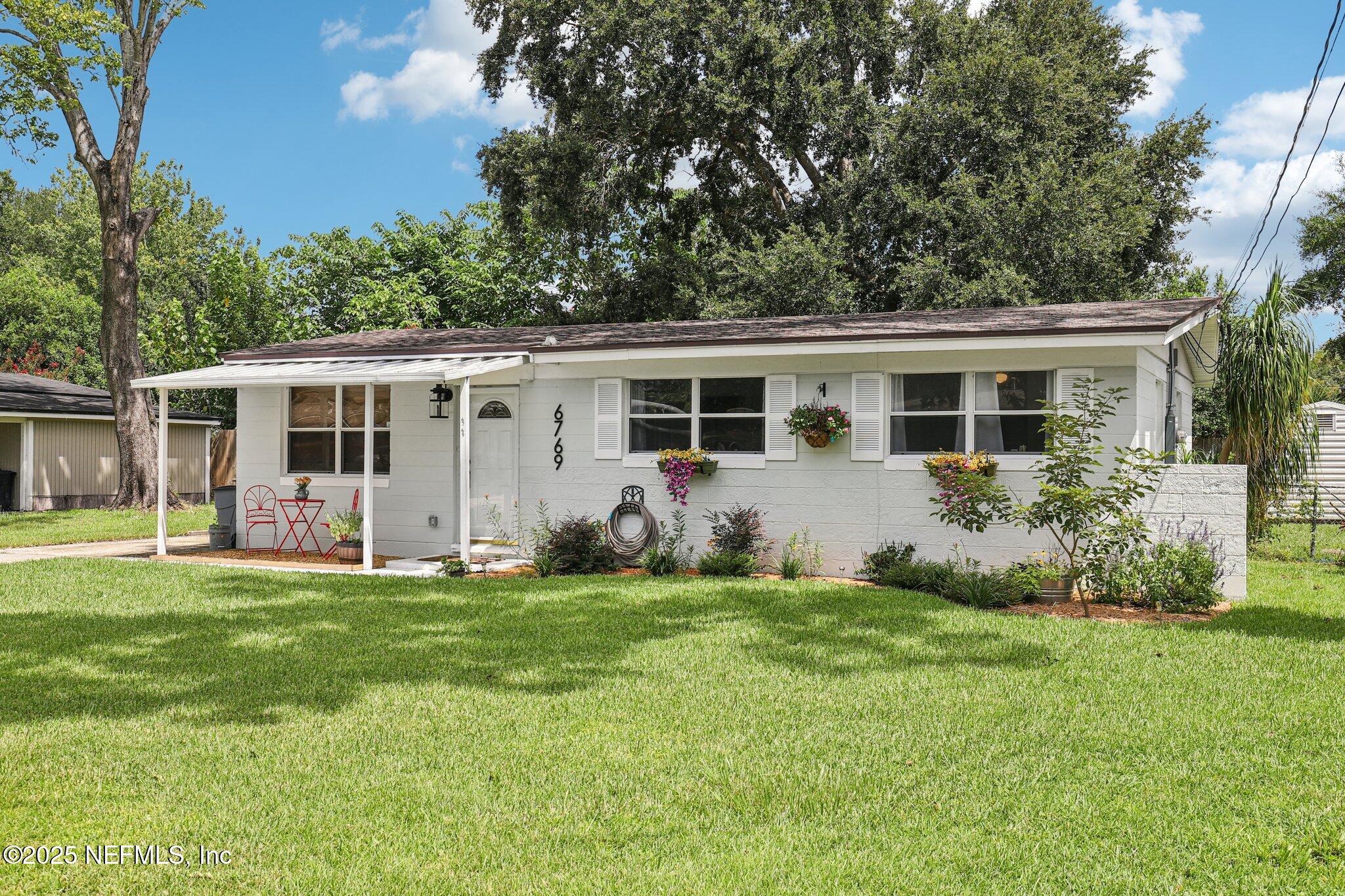 6769 DAUGHTRY Boulevard S