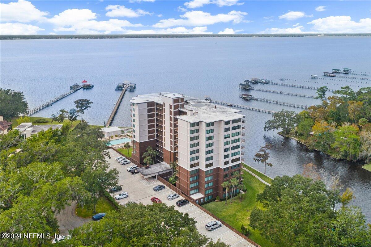 View Jacksonville, FL 32217 condo