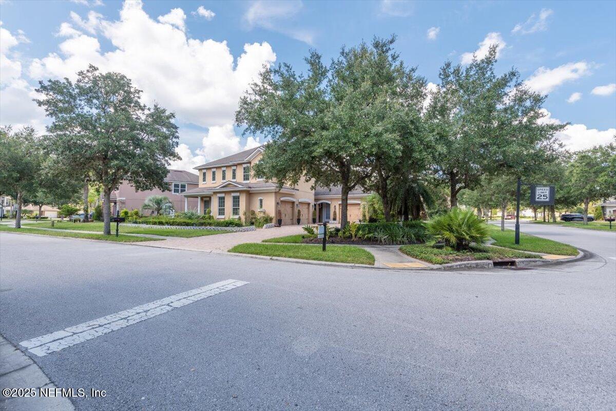 1361 MATENGO Circle