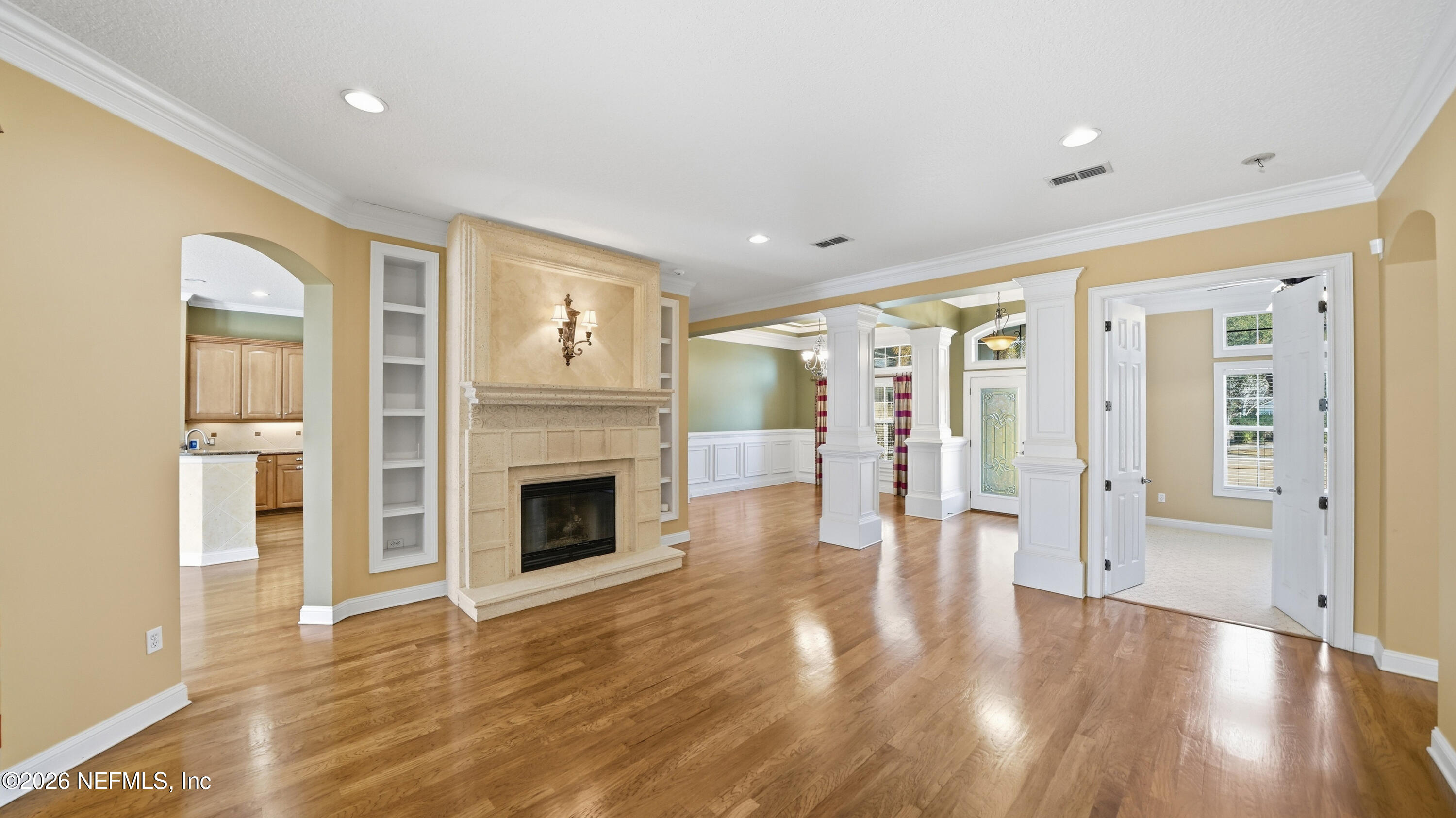 2738 CHESTNUT GROVE Court