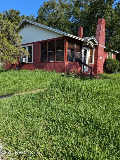 A home in Jacksonville