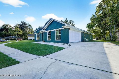 1662 SPRING BRANCH Drive E Jacksonville FL 32221