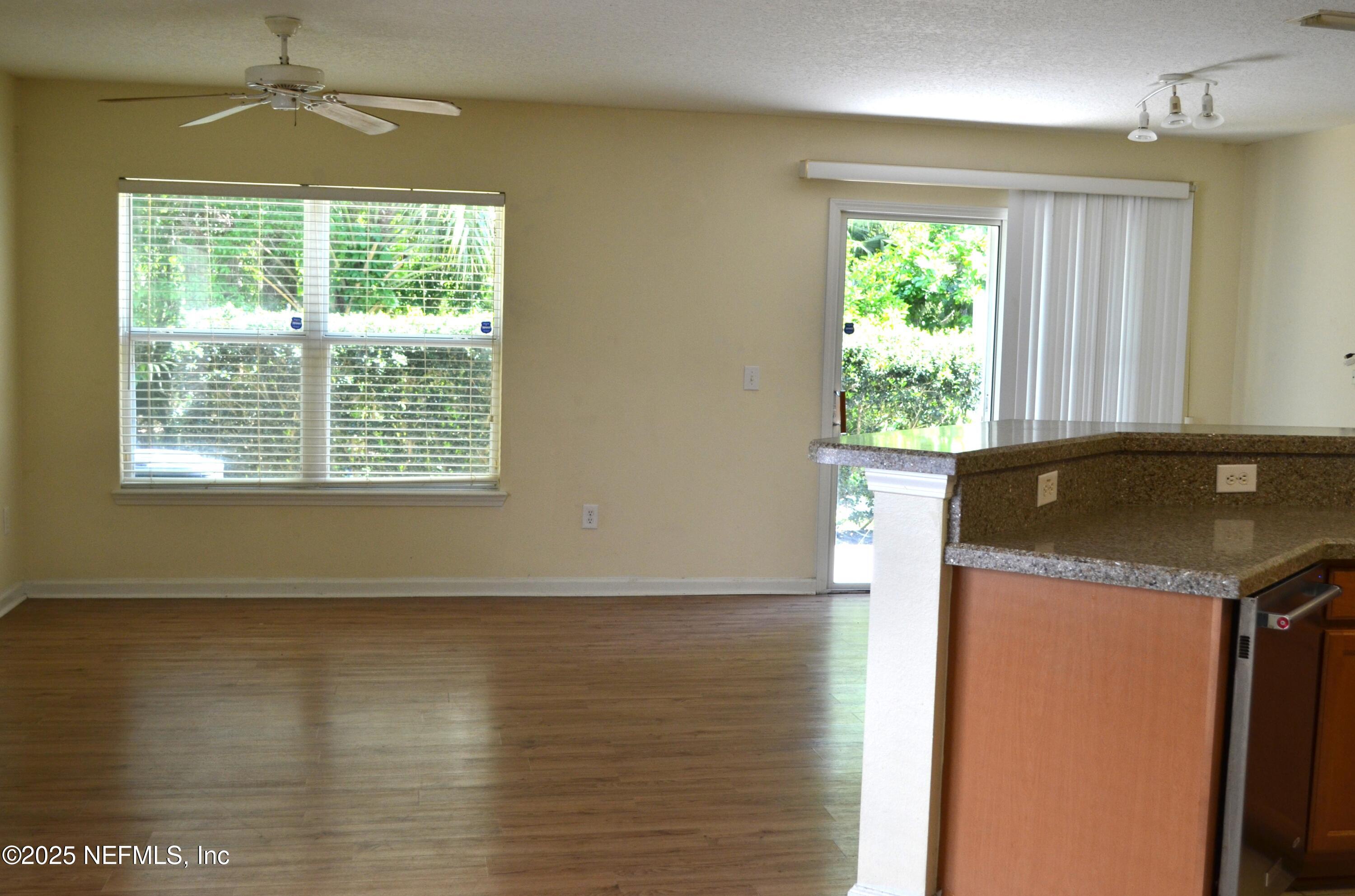 800 BLACK CHERRY Drive S