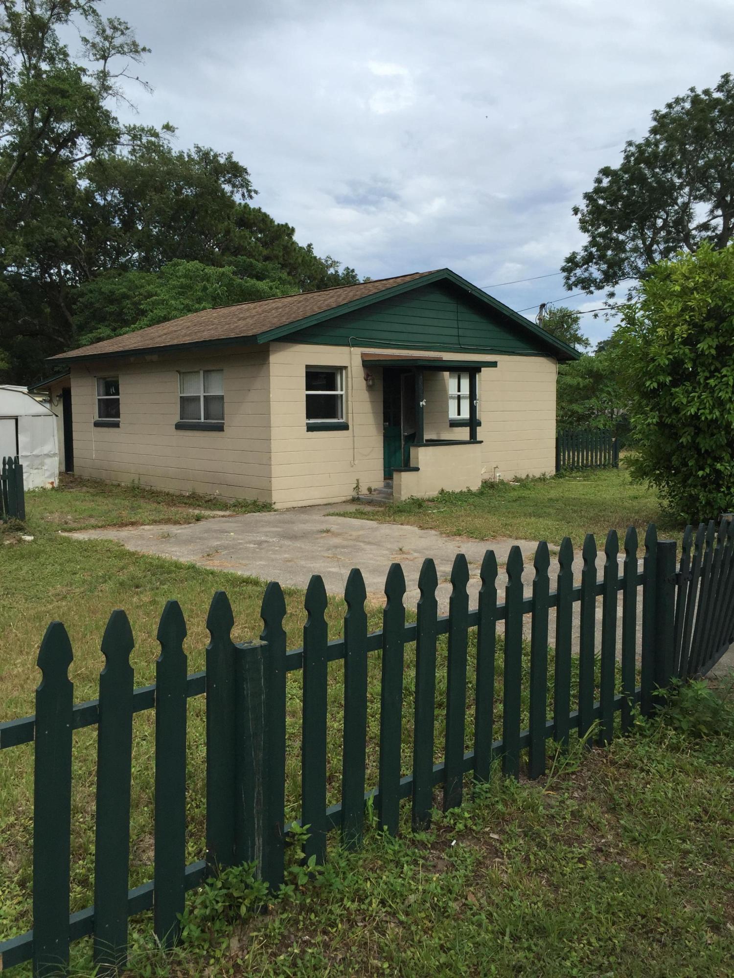 Jacksonville, FL home for sale located at 1823 Griflet Road, Jacksonville, FL 32211