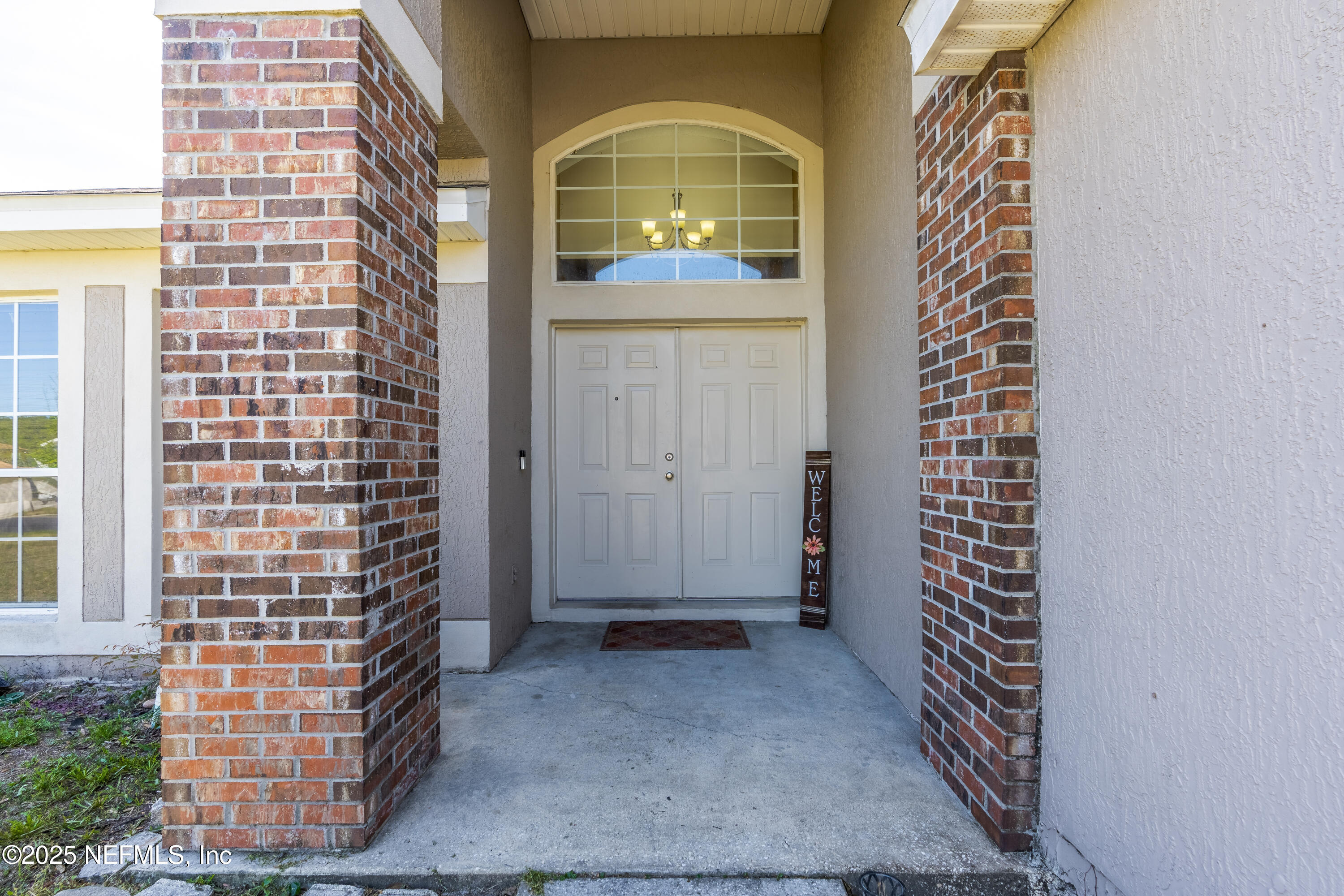 694 CHERRY BARK Drive N