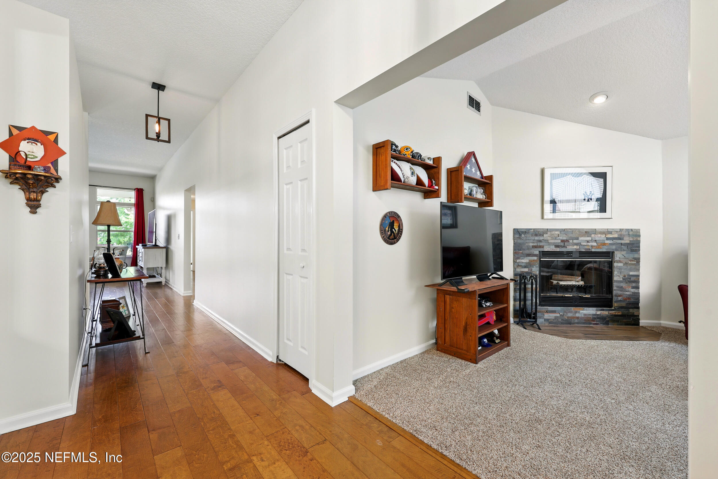 364 MAPLEWOOD Drive