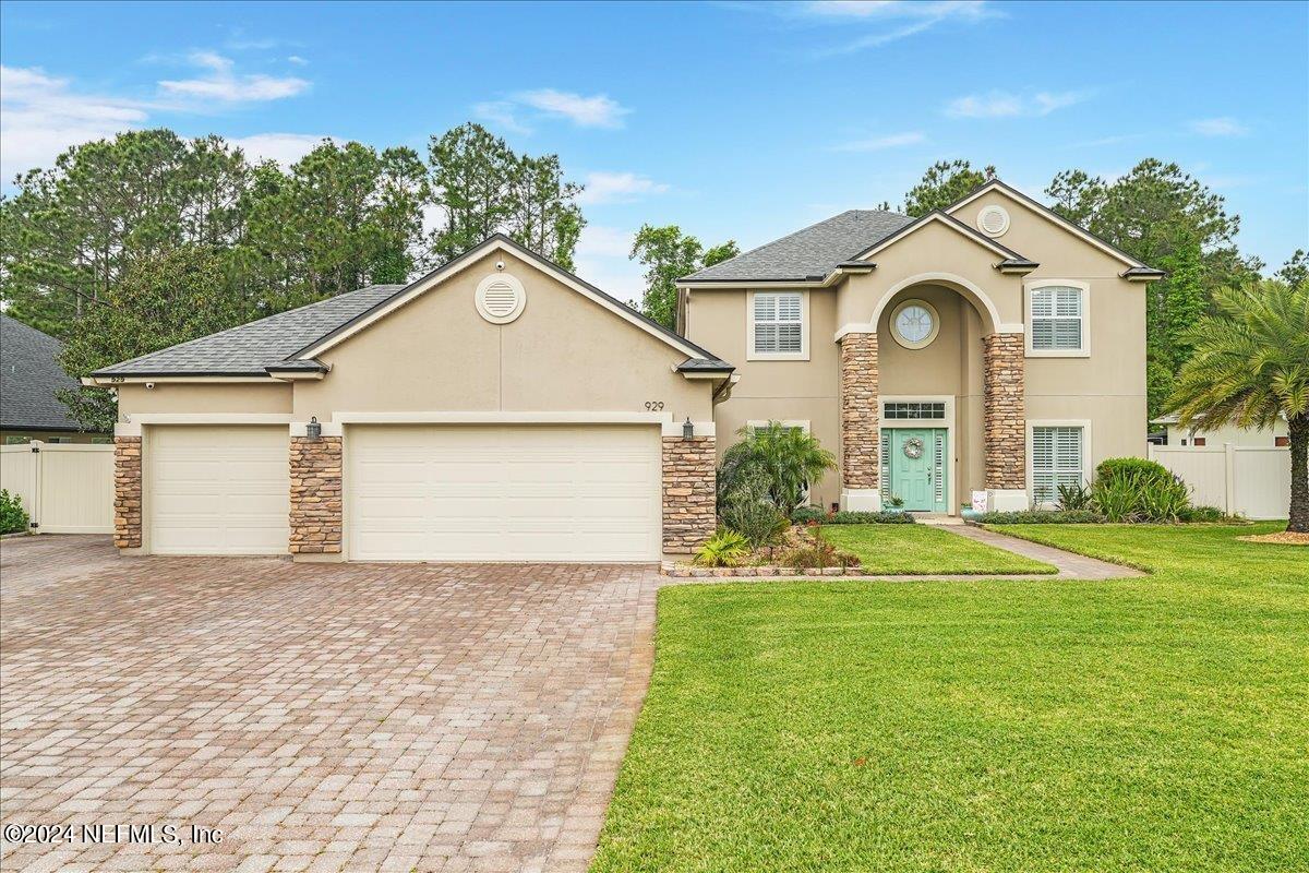 St Augustine, FL home for sale located at 929 S Forest Creek Drive, St Augustine, FL 32092