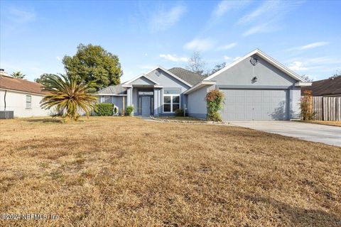 A home in Middleburg