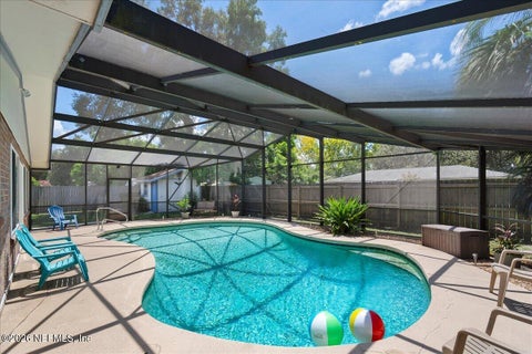 Photo of 12340 MACAW Drive, Jacksonville, FL 32223 (MLS # 2160130)