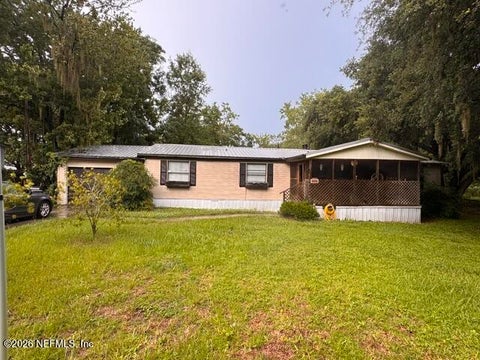 Photo of 1815 BARBER Drive, Jacksonville, FL 32218 (MLS # 2156595)
