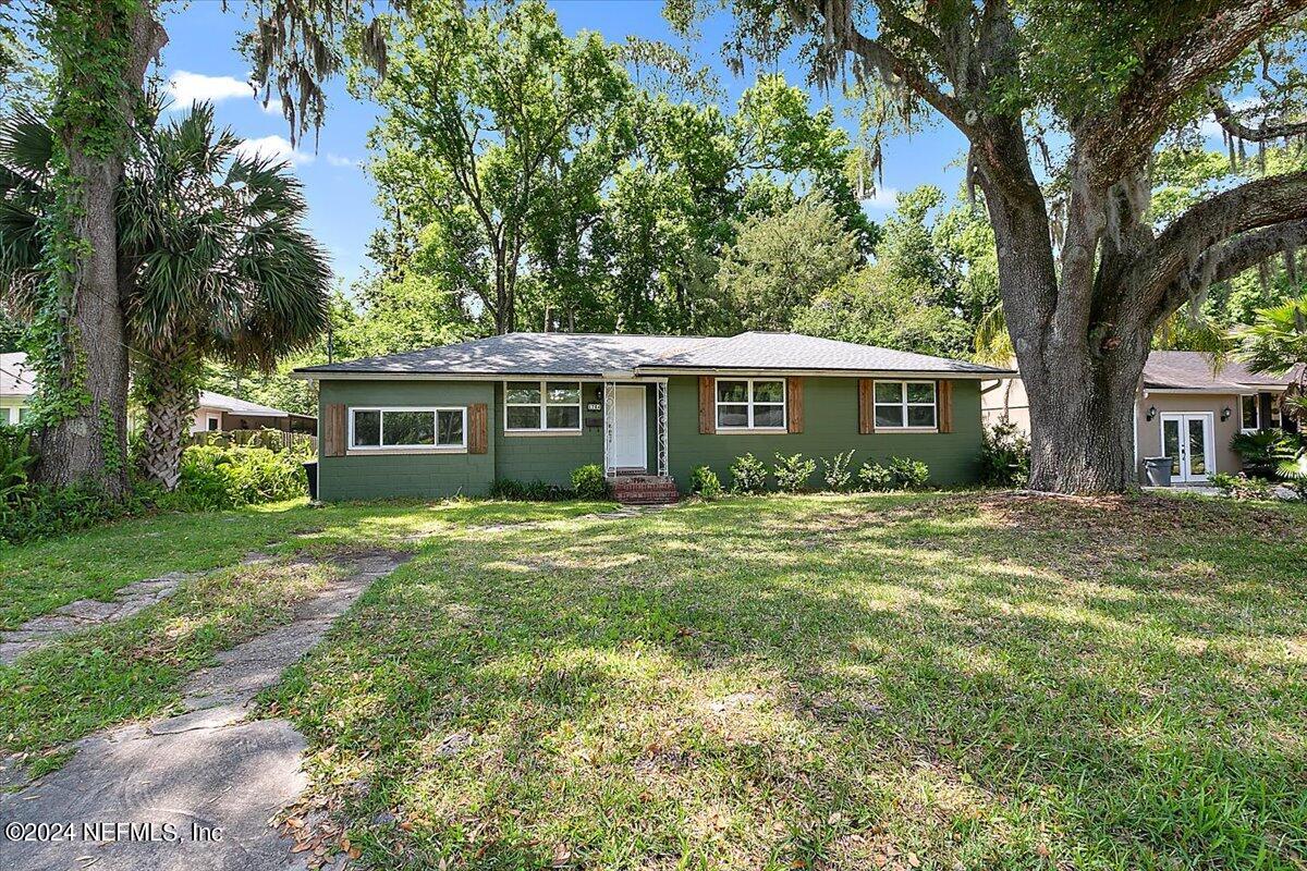 Jacksonville, FL home for sale located at 1764 Clemson Road, Jacksonville, FL 32217