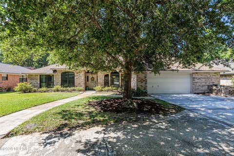 Photo of 12231 DIVIDING OAKS Trail E, Jacksonville, FL 32223 (MLS # 2157123)