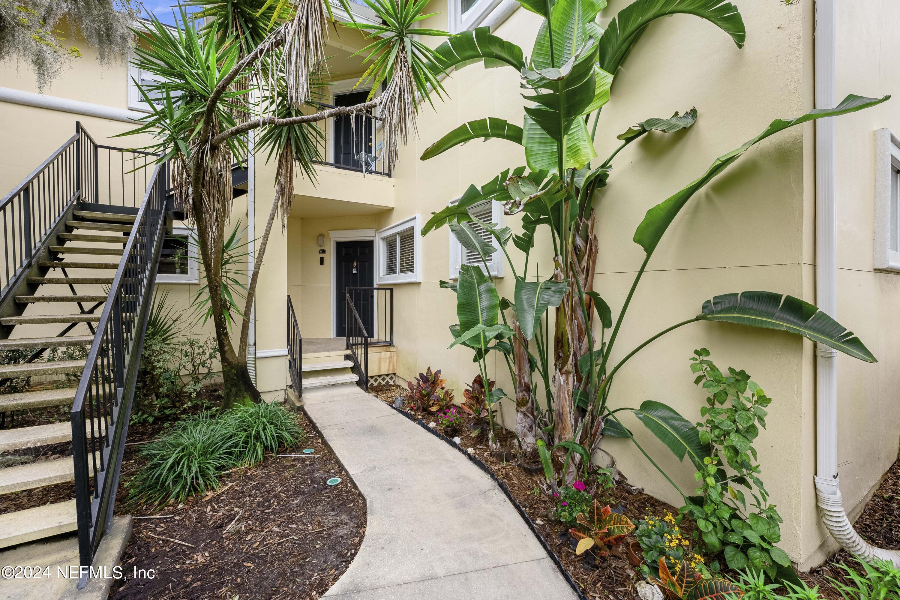 Jacksonville Beach, FL home for sale located at 1800 THE GREENS Way 1811, Jacksonville Beach, FL 32250