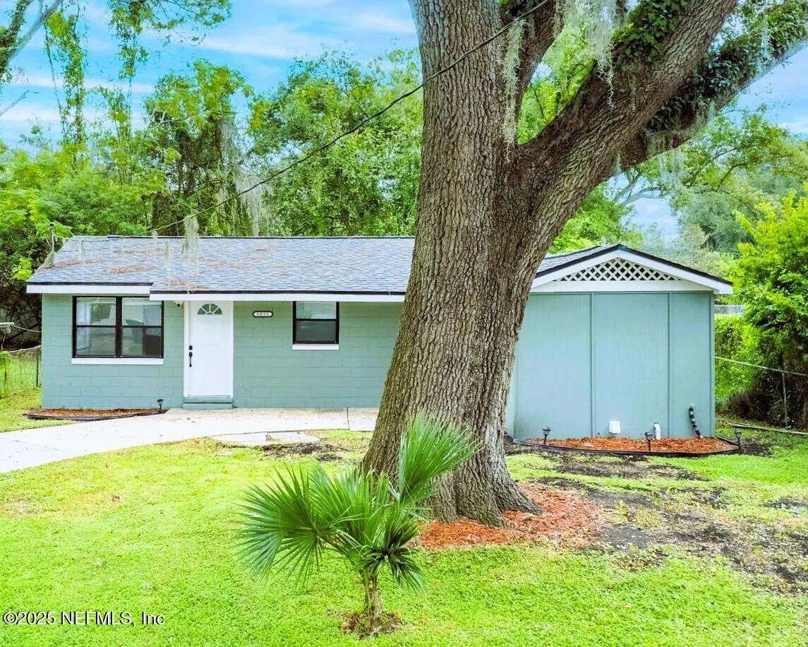 Jacksonville, Florida 32208, United States, 3 Bedrooms Bedrooms, ,1 BathroomBathrooms,Residential,Active,198719