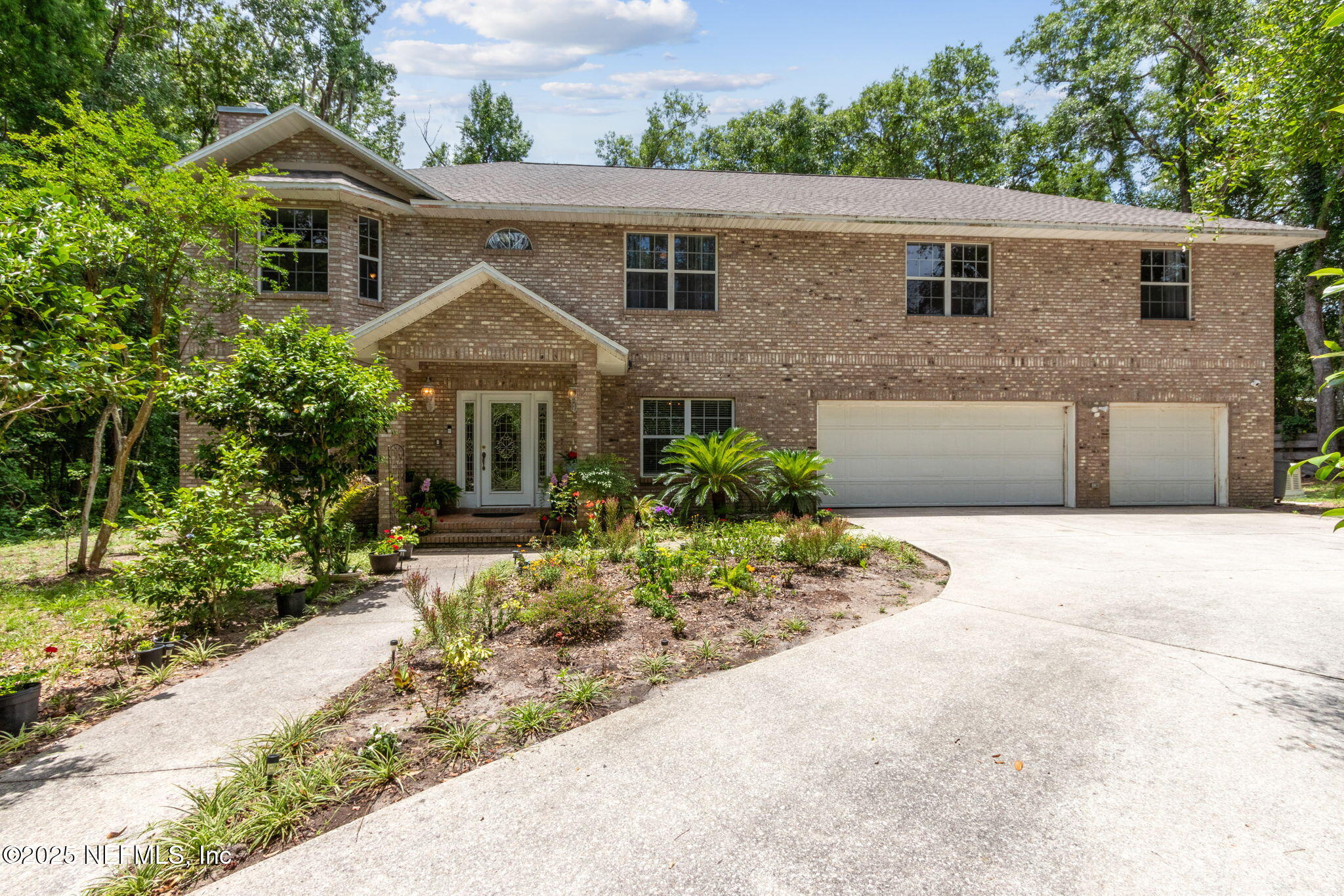 5581 COUNTY ROAD 208