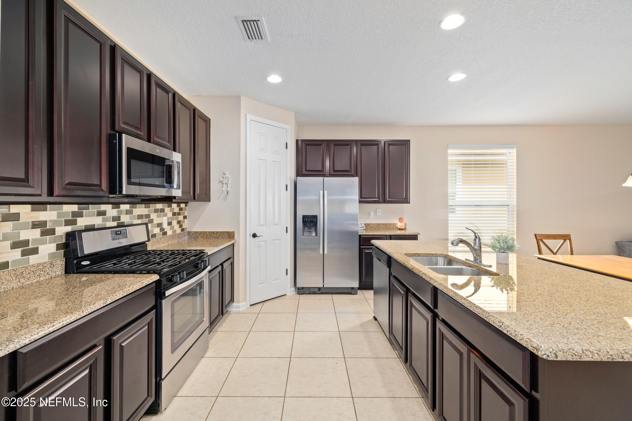 524 CAPTIVA Drive