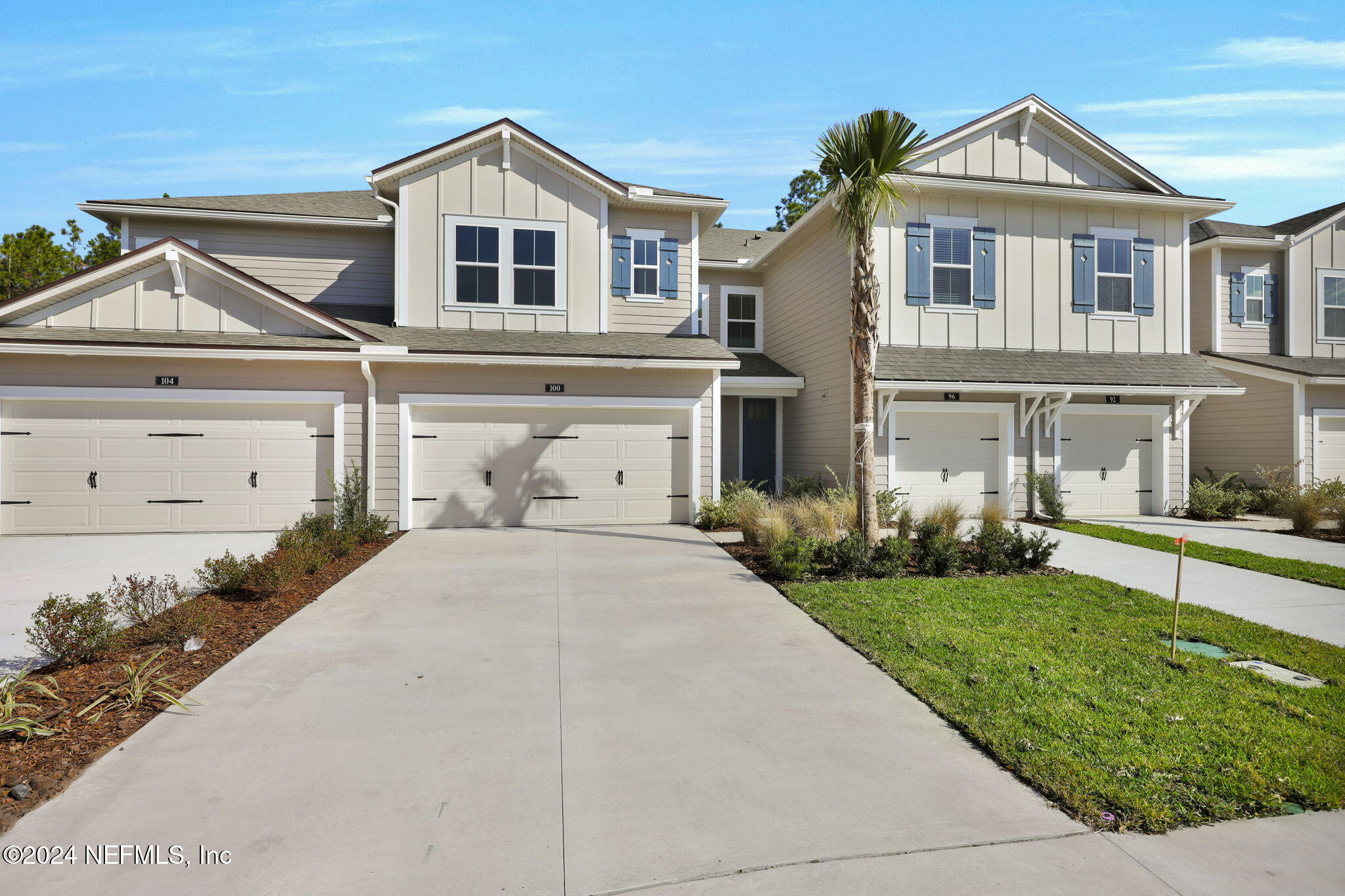 100 WOODLAND PARK Drive