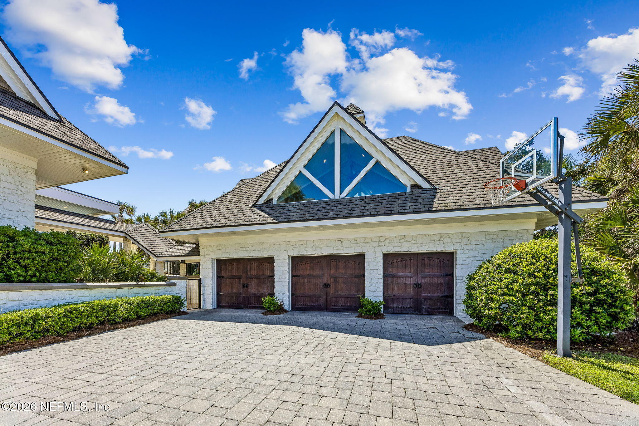 4 OCEAN RIDGE Court