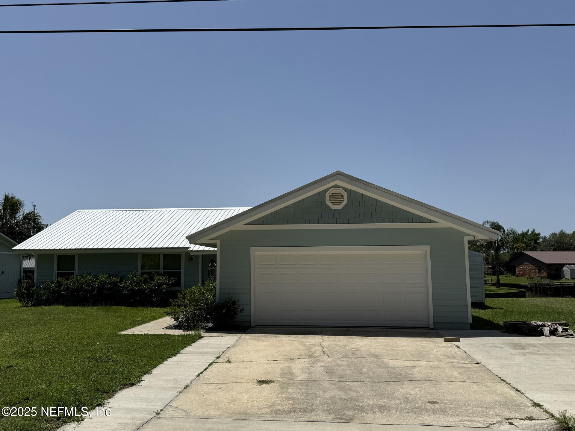 125 CYPRESS Drive