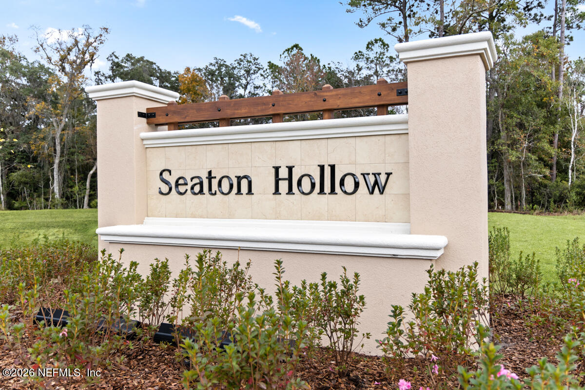 15825 SEATON HOLLOW Drive