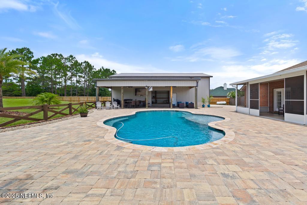 44677 GREEN MEADOWS Lane