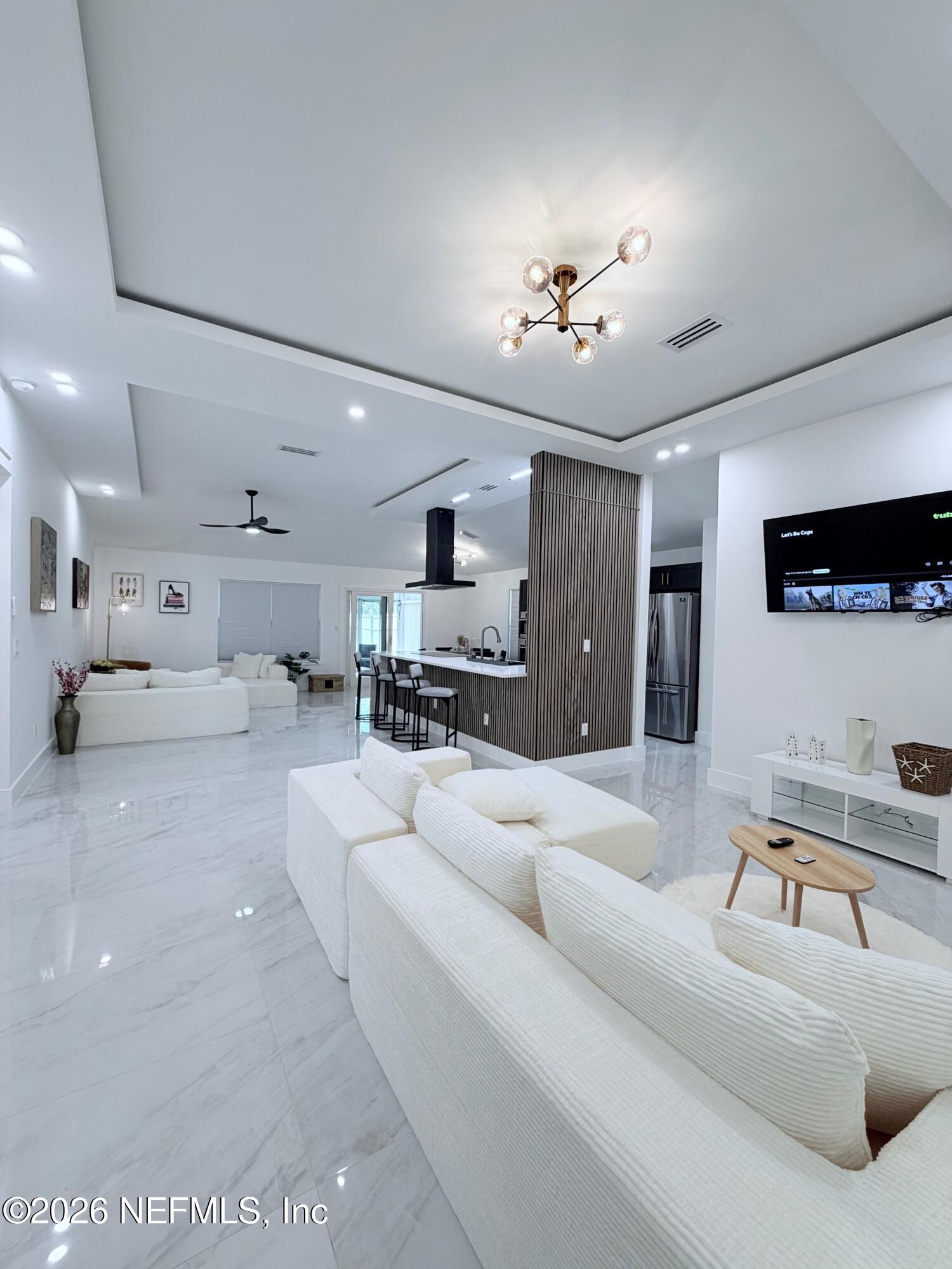 424 CASHEROS COVE Drive
