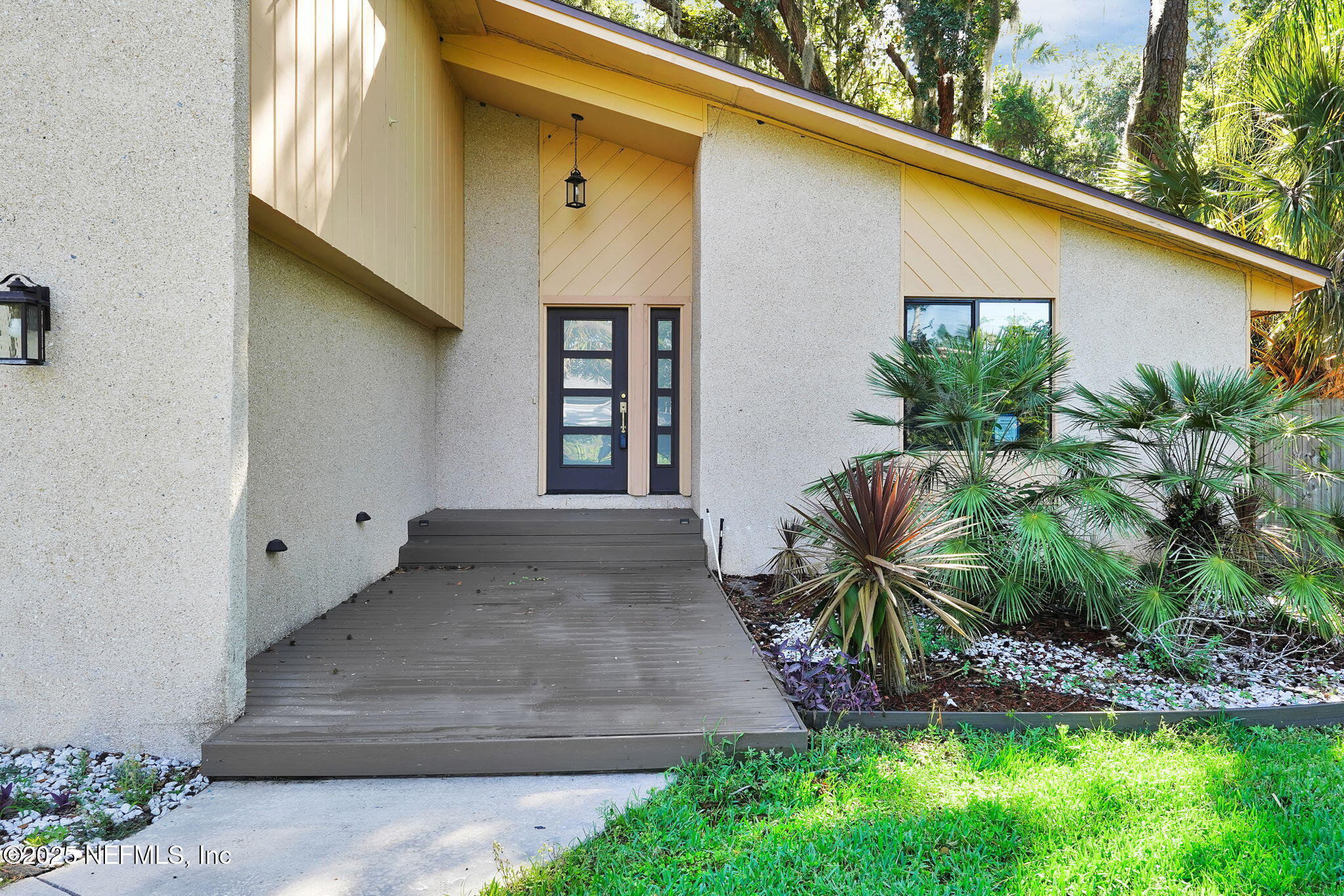 2032 SANDPIPER Point