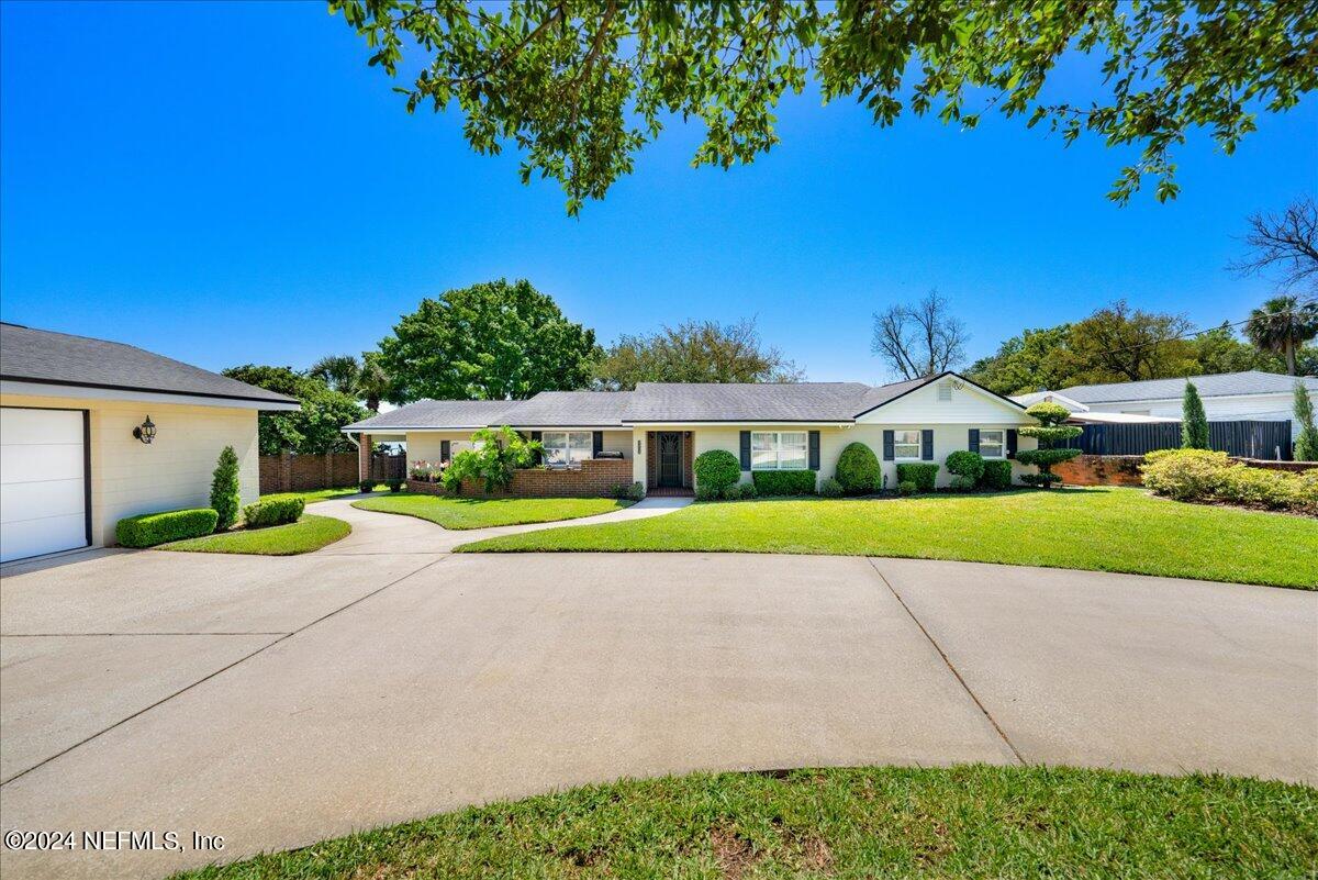 Jacksonville, FL home for sale located at 3212 Lake Shore Boulevard, Jacksonville, FL 32210