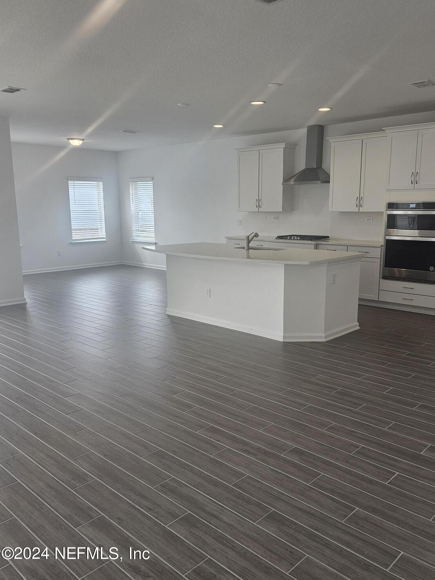 183 BLUEGRASS Way