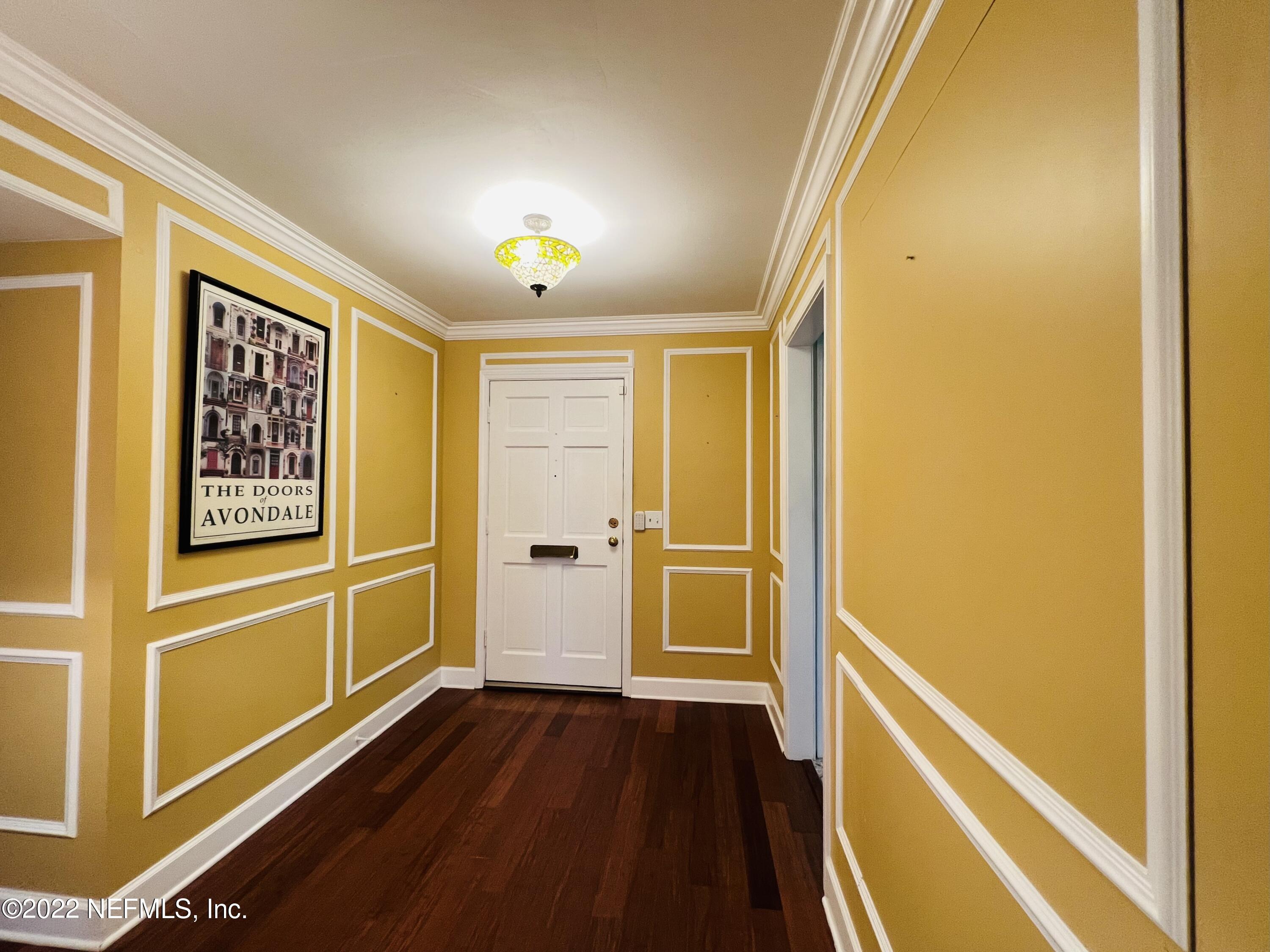 2950 ST JOHNS Avenue 18