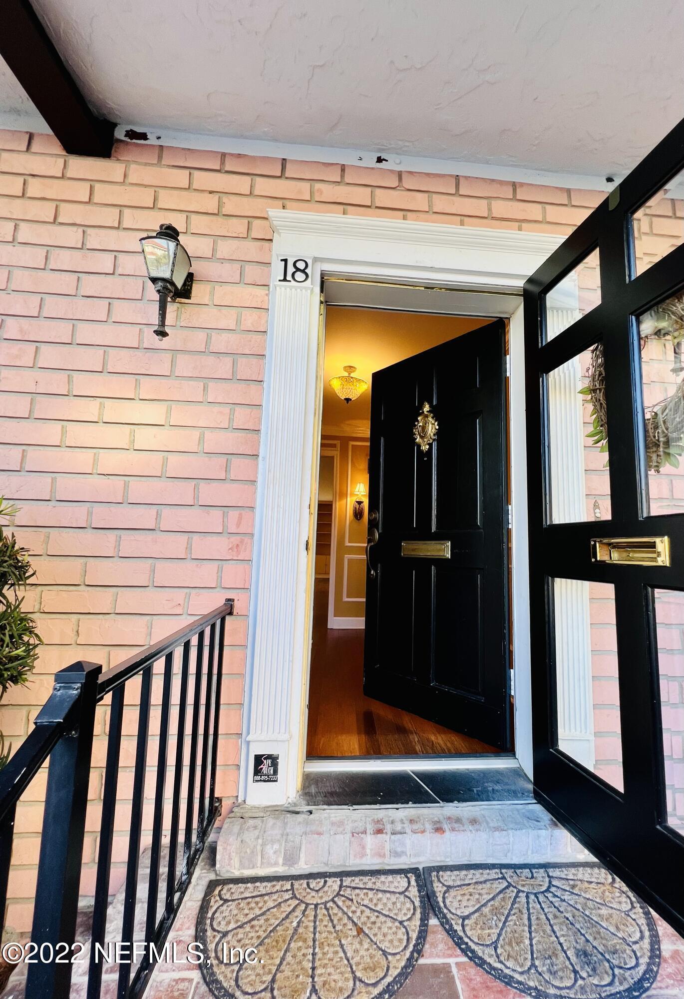 2950 ST JOHNS Avenue 18