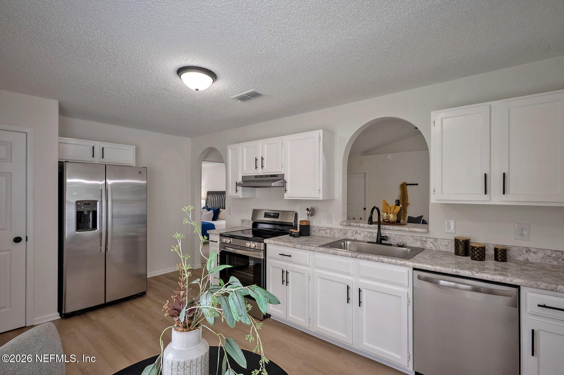 8067 MACTAVISH Way W