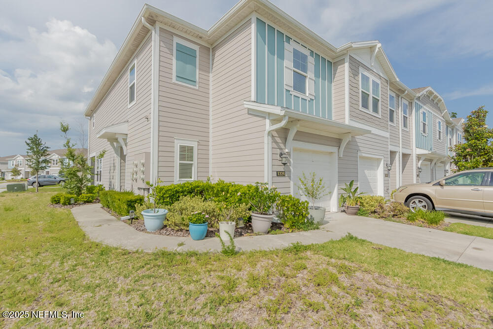 1224 BEACH DUNE Drive