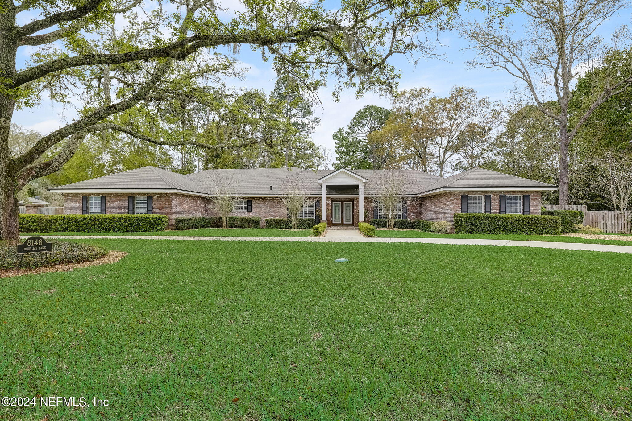 Jacksonville, FL home for sale located at 8148 Blue Jay Lane, Jacksonville, FL 32256