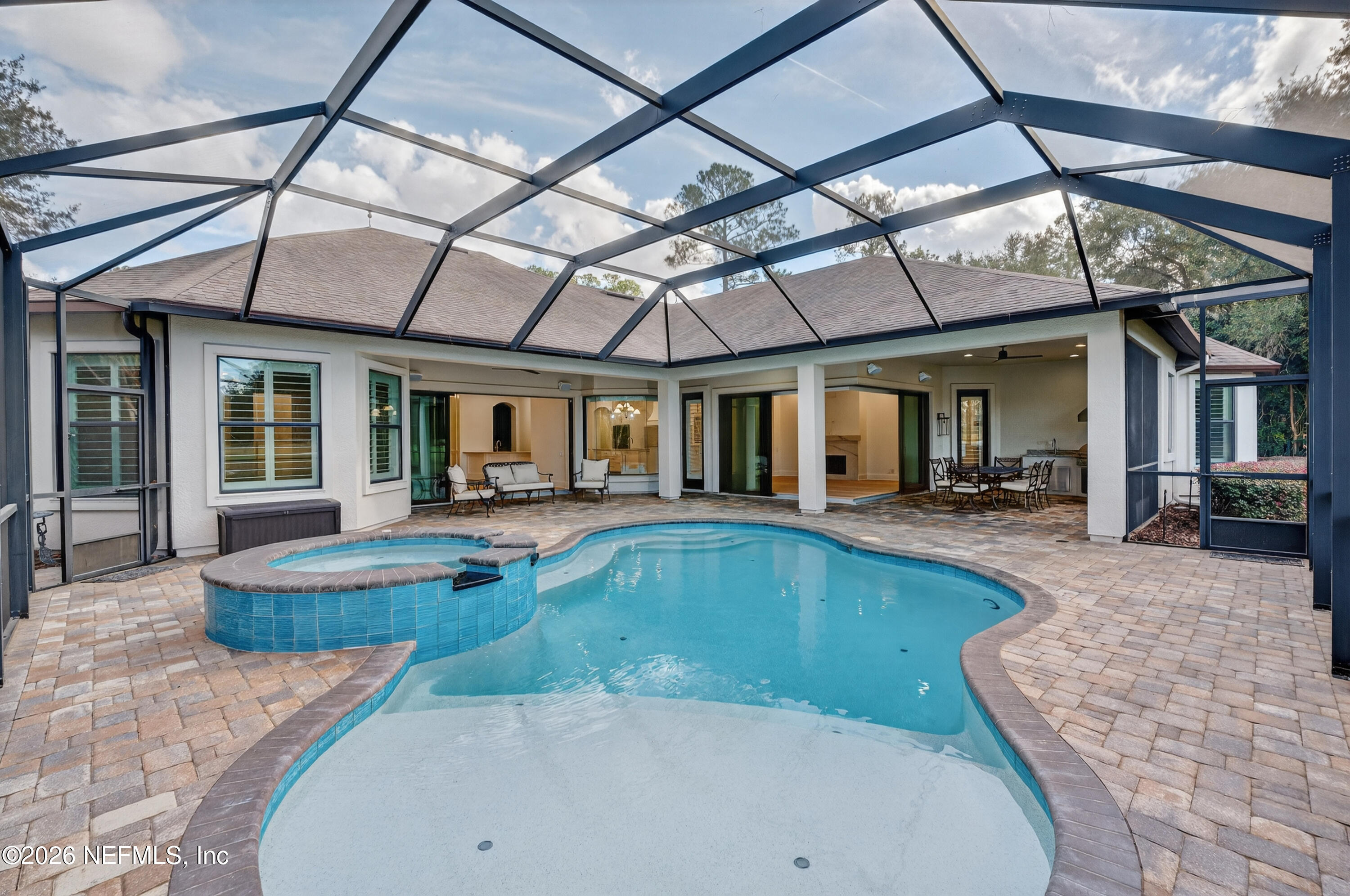 2648 OAKGROVE Avenue