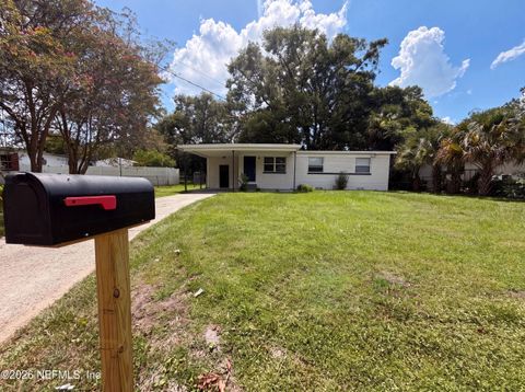 Photo of 3740 BALLEJO Court W, Jacksonville, FL 32210 (MLS # 2156380)