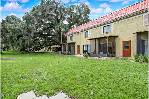 A home in Jacksonville