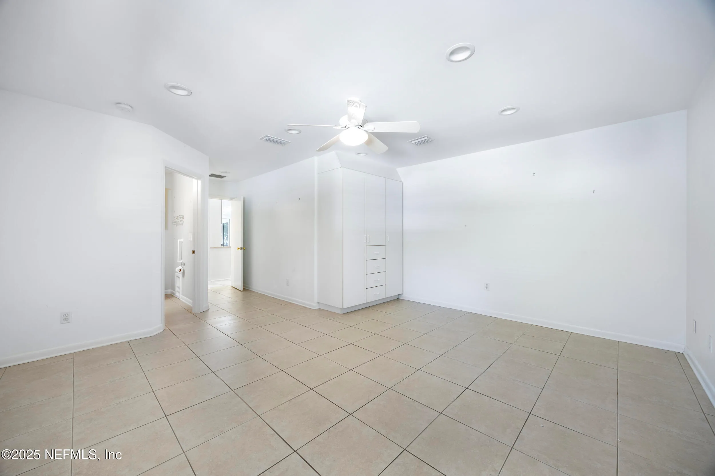 Jacksonville, Florida 32257, United States, 4 Bedrooms Bedrooms, ,3 BathroomsBathrooms,Residential,Pending,11482