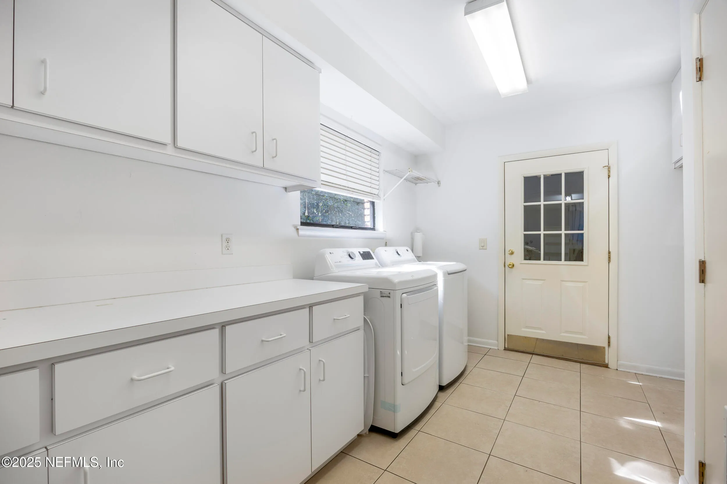 Jacksonville, Florida 32257, United States, 4 Bedrooms Bedrooms, ,3 BathroomsBathrooms,Residential,Pending,11482