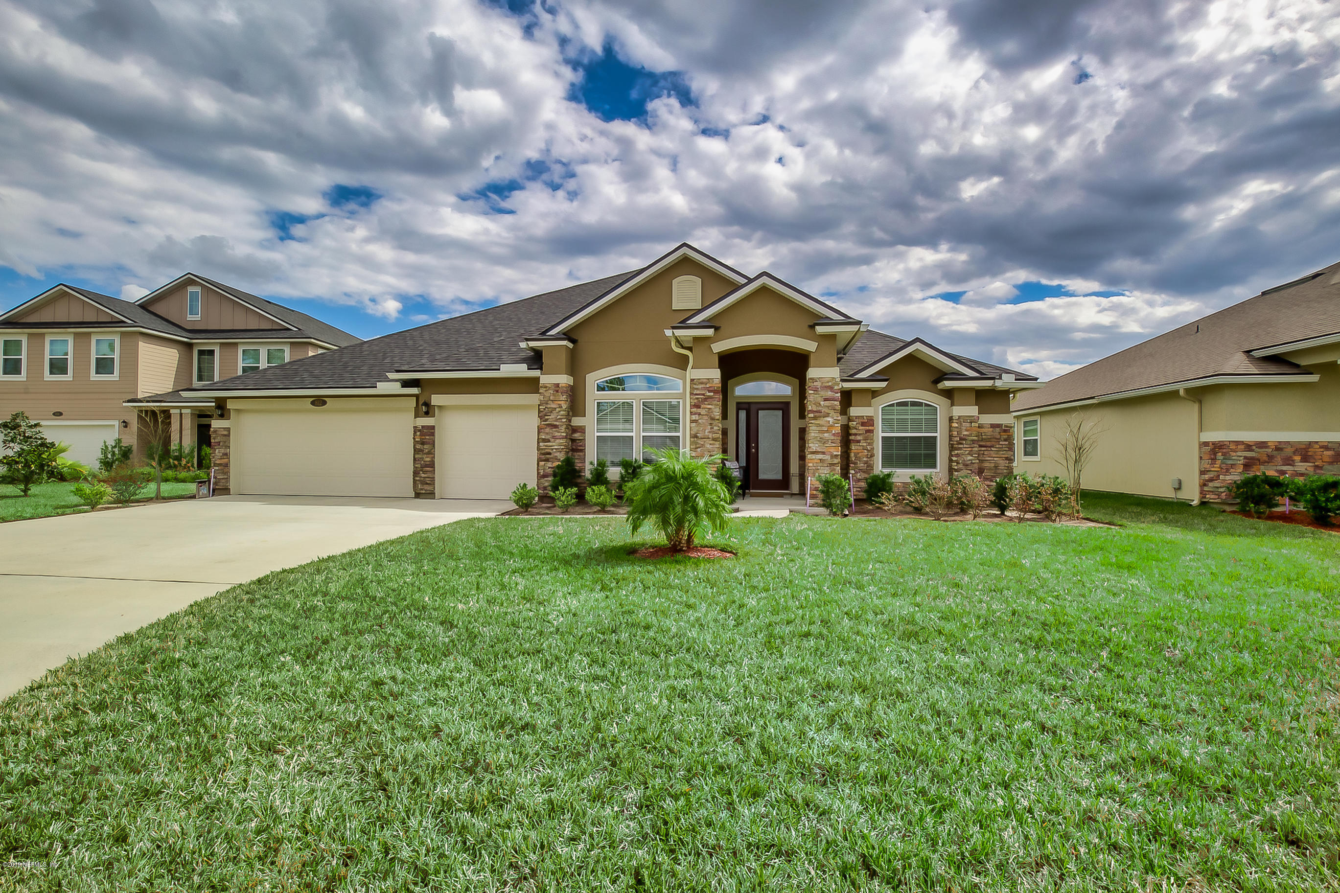Photo 1 of 56 — 812 MACBETH Court, St Johns, FL 32259
