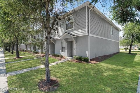 Photo of 8400 MCGIRTS VILLAGE Lane, Jacksonville, FL 32210 (MLS # 2143368)