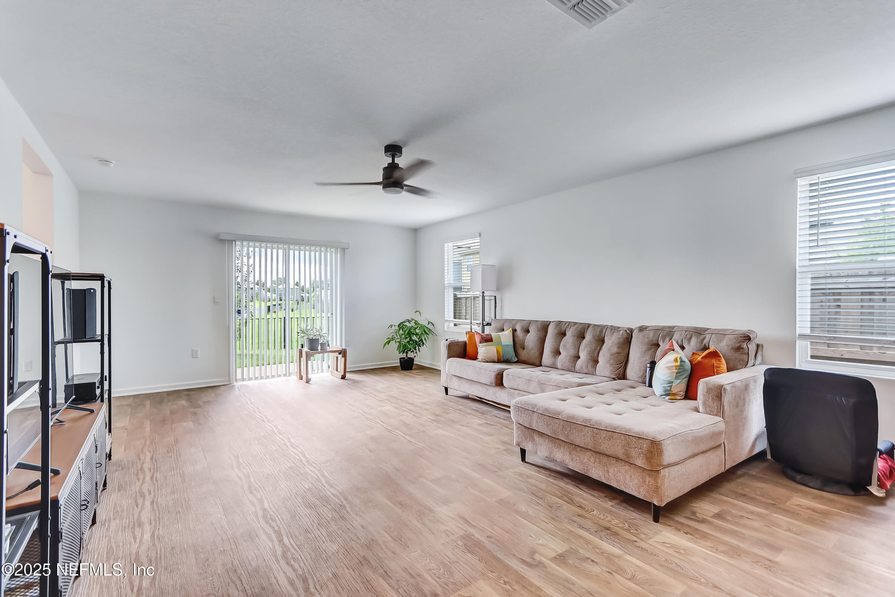 12074 GREEN THICKET Lane