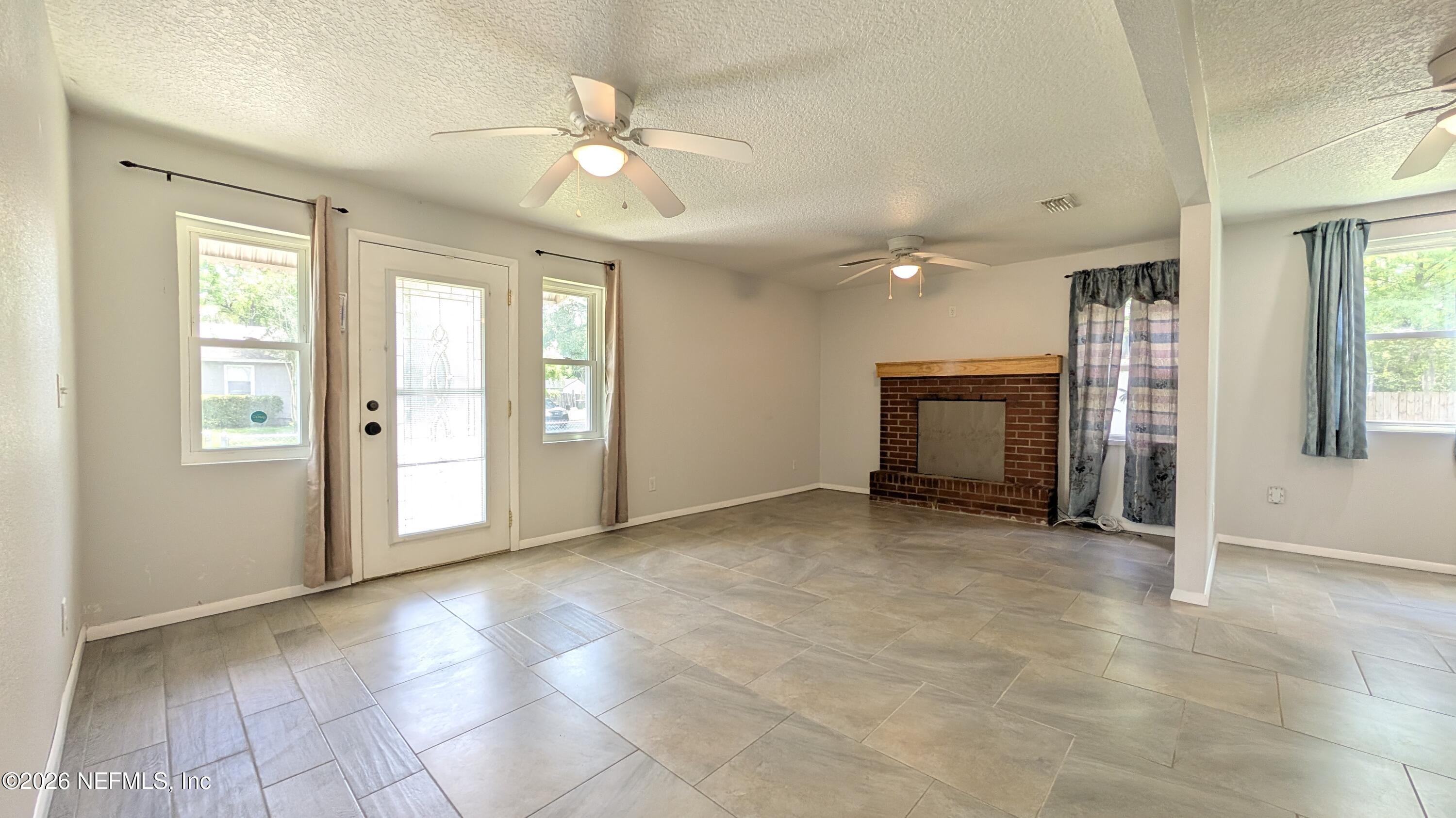 4065 DELLWOOD Avenue