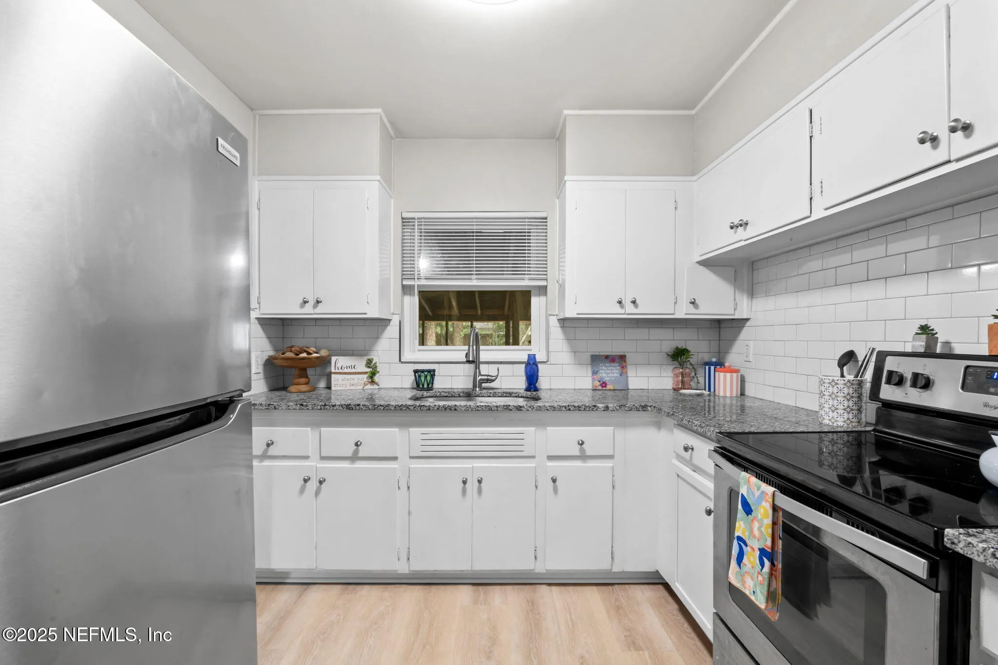 Jacksonville, Florida 32210, United States, 3 Bedrooms Bedrooms, ,1 BathroomBathrooms,Residential,Pending,124582