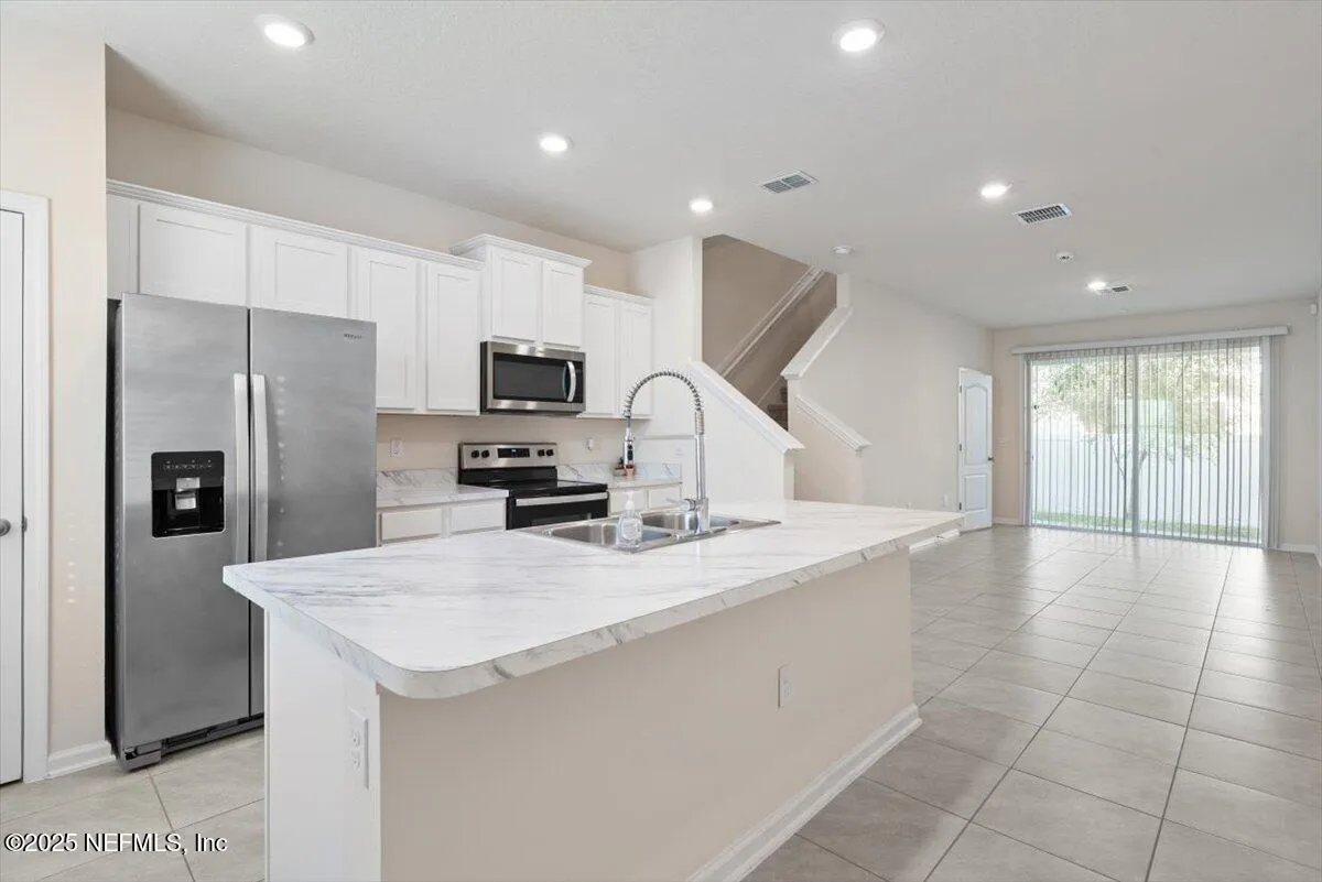 Jacksonville, Florida 32225, United States, 2 Bedrooms Bedrooms, ,3 BathroomsBathrooms,Residential,Active,248010