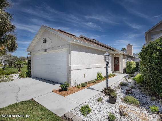 423 LA RESERVE Circle