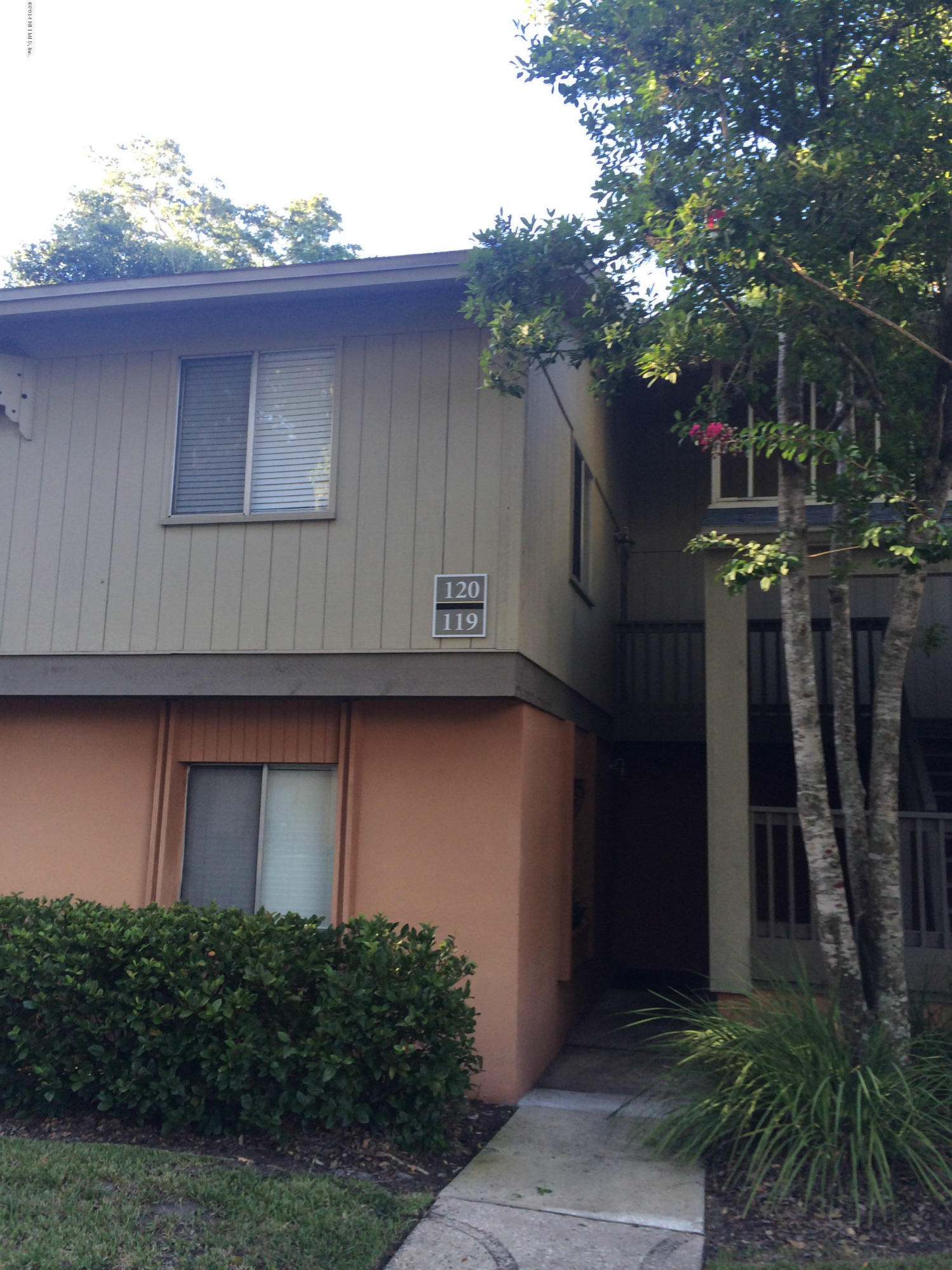 Orange Park, FL home for sale located at 1800 Park Avenue Unit 120, Orange Park, FL 32073