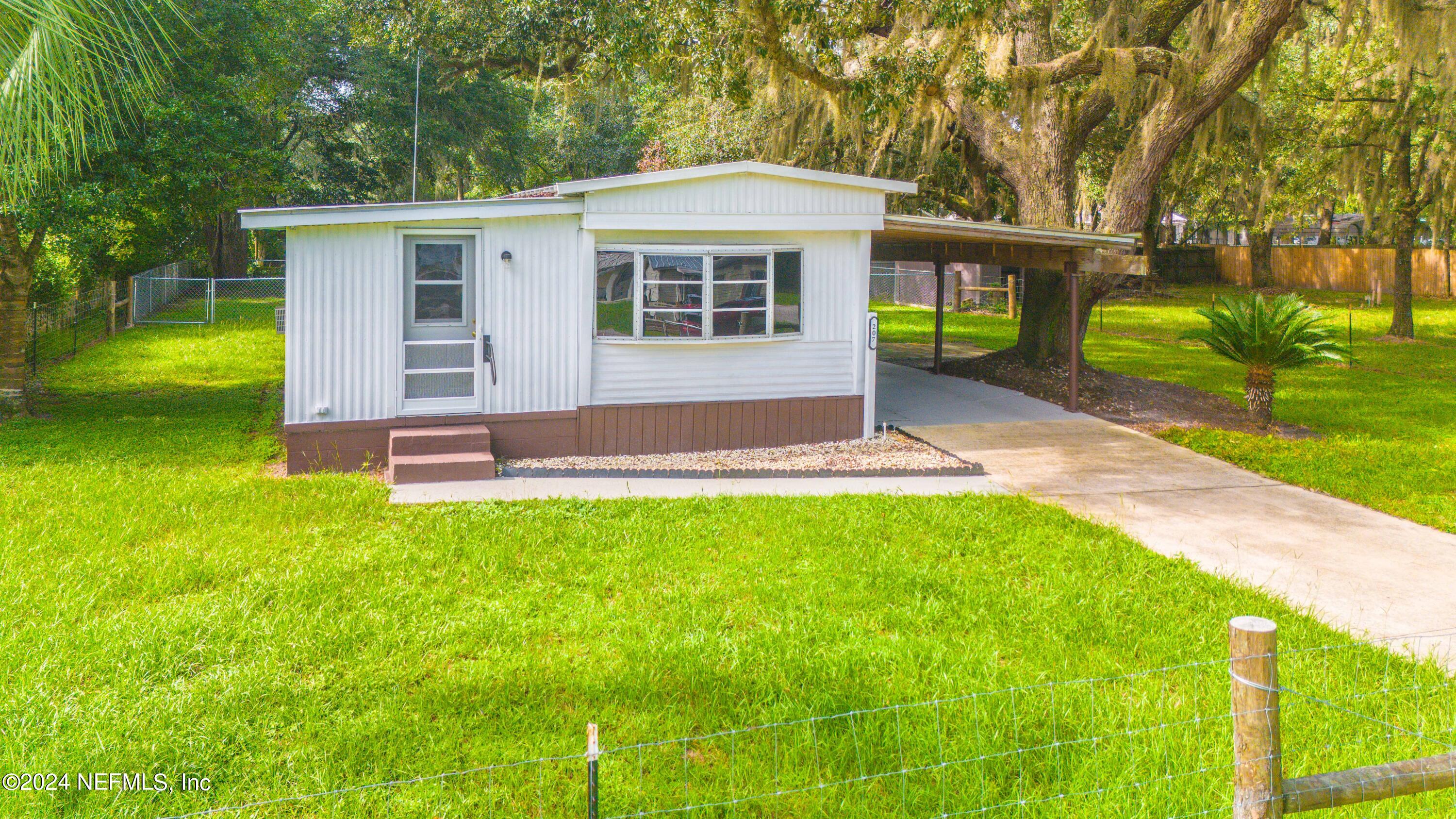 View Interlachen, FL 32148 mobile home