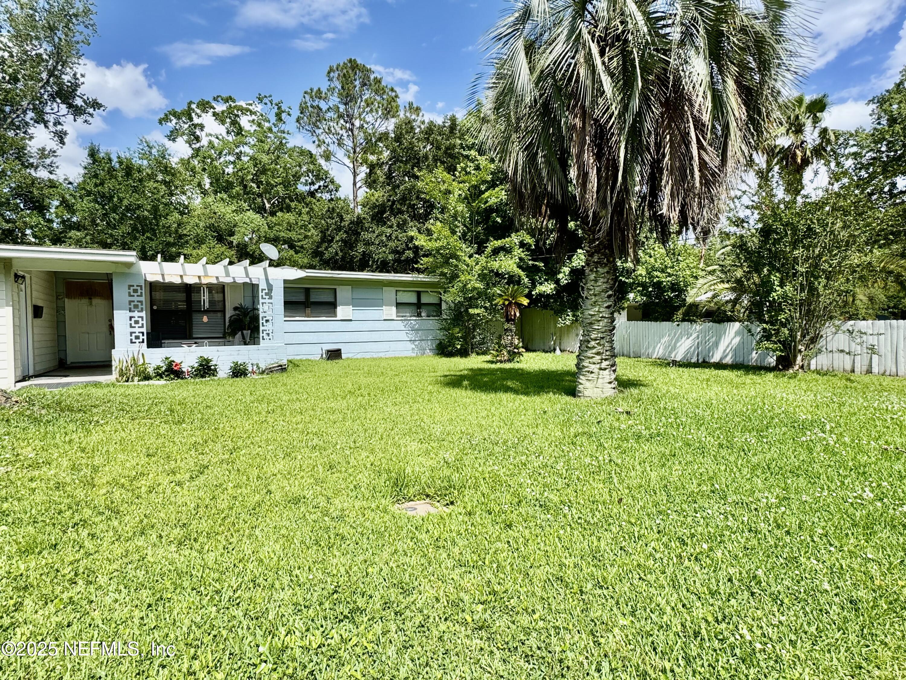 913 LE BRUN Drive