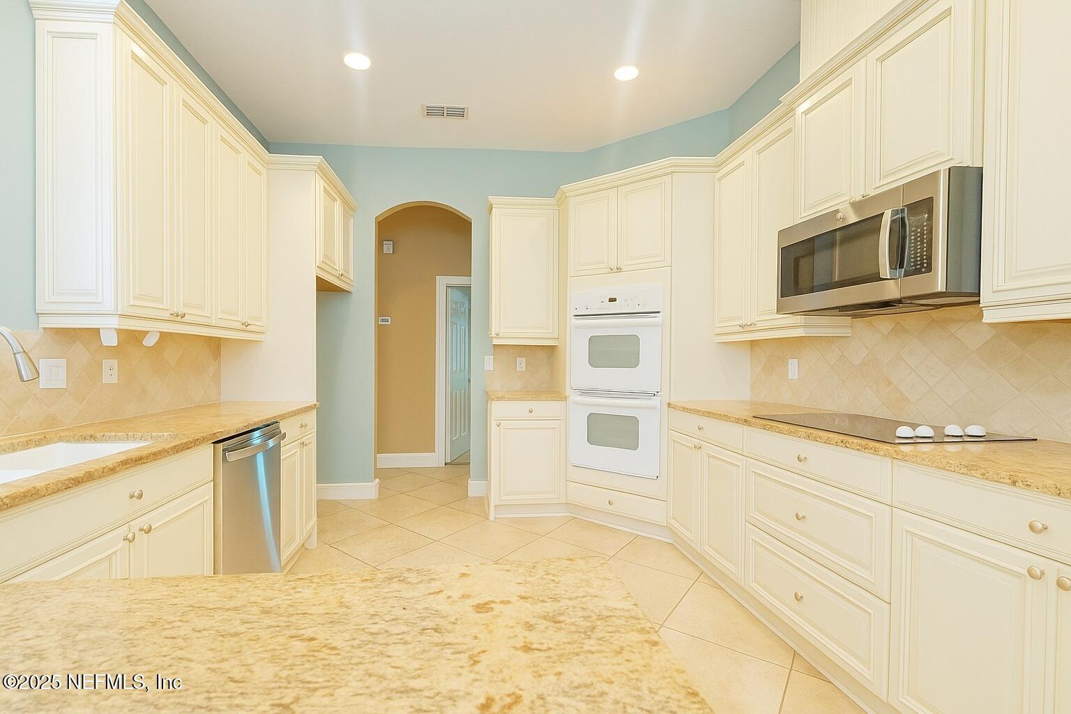 1897 HICKORY TRACE Drive